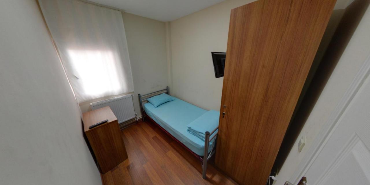 Goekce Pansiyon - Only Men Provincia di Provincia di Istanbul Esterno foto